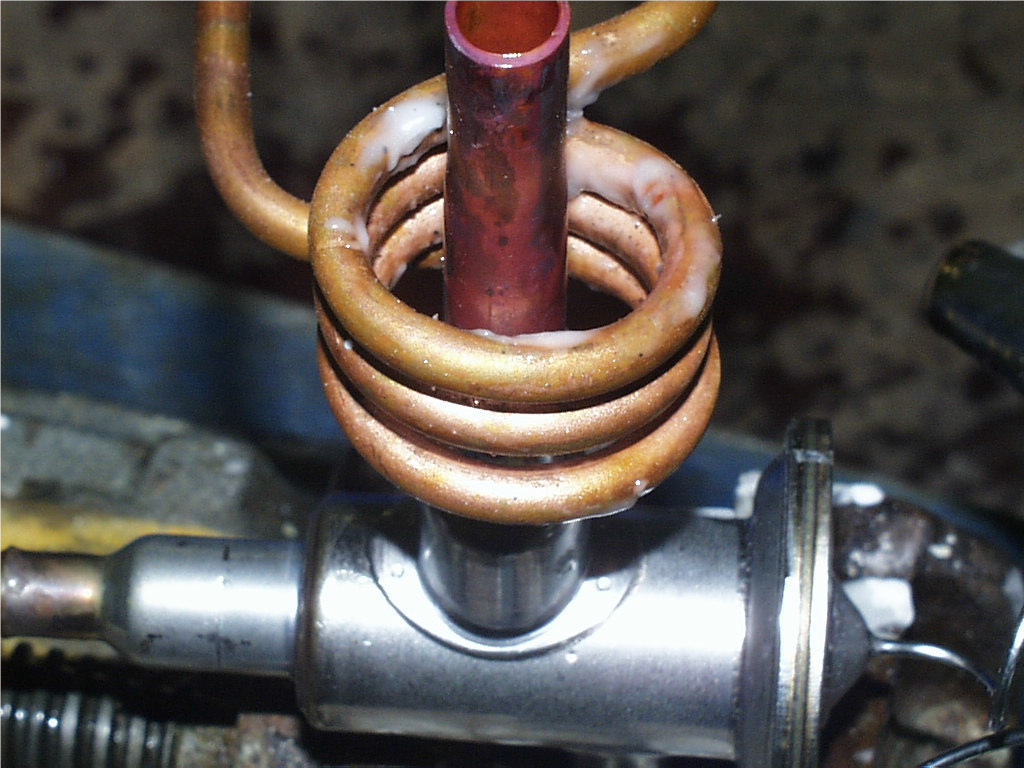 Ambrell感应加热器钎焊应用13：制冷阀门上焊接铜件