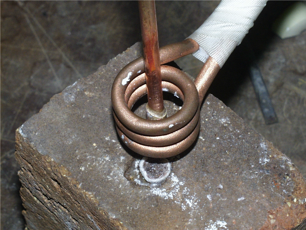 Ambrell感应加热器钎焊 航空应用15：铜管上焊接黄铜配件