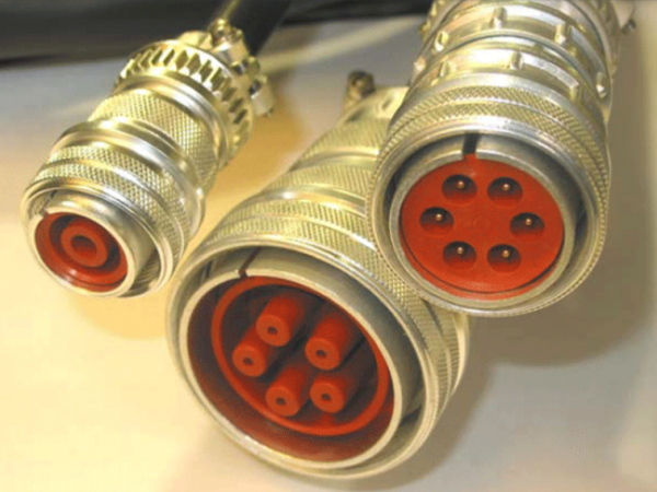 美国Connectronics 连接器 CMC多触点锥形接口连接器组件