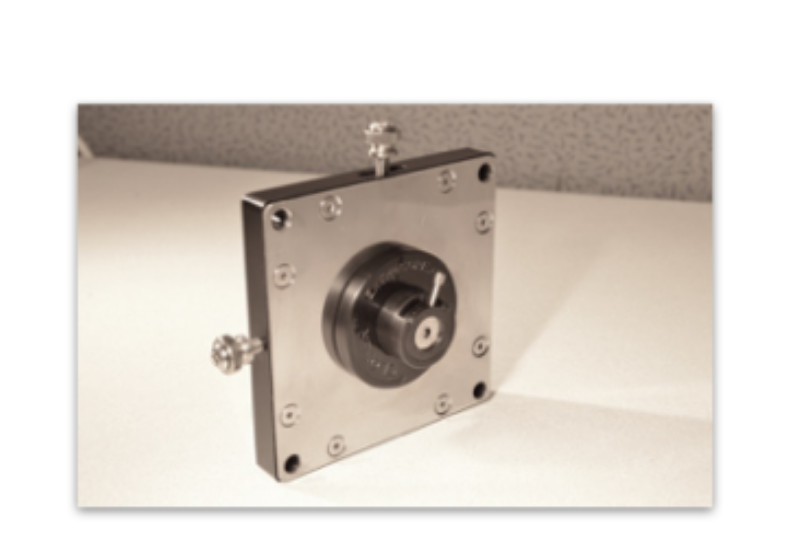 美国Extrucore ACCUWEIR™精密挤压堰，带有三轴定位技术AW44