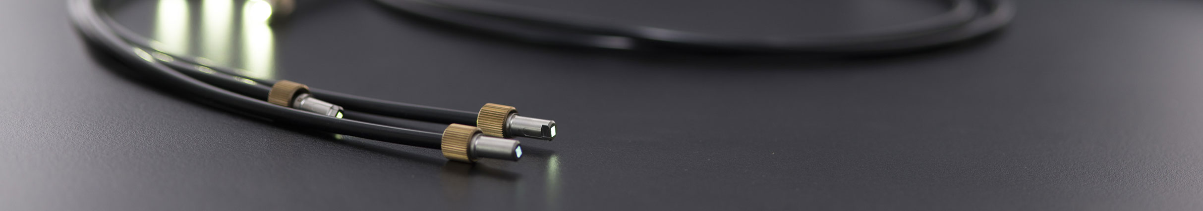 Fiber Optic P. + P. AG光导,用于小空间的光导,Volpi光导