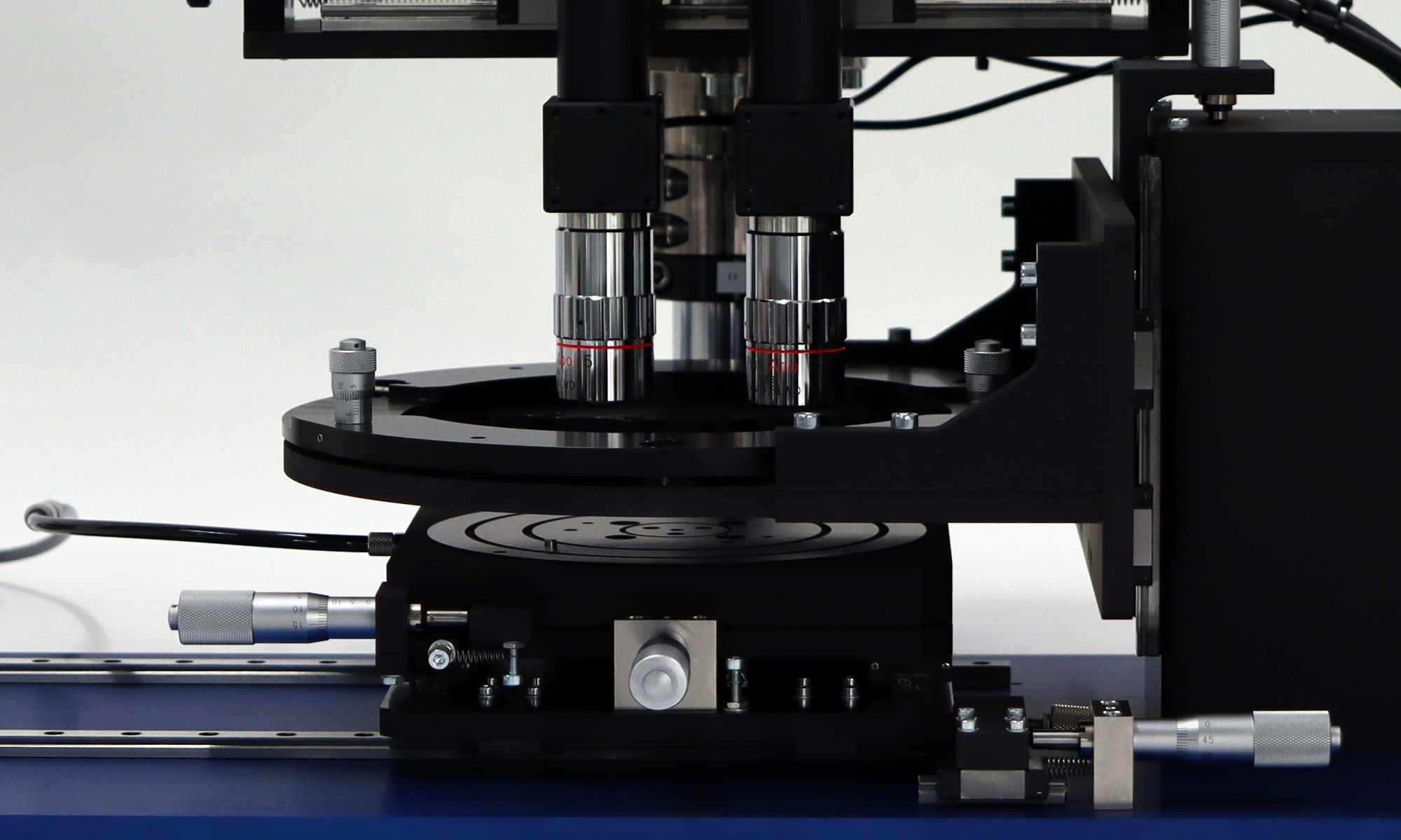 瑞士idonus sàrl 红外显微镜 Infrared Microscope (IR-M )  红外硅片检测显微镜