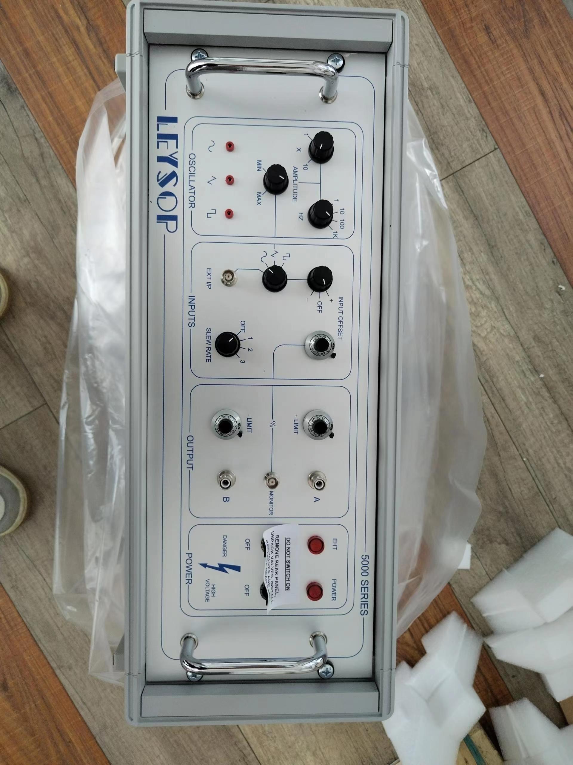 英国LEYSOP M5000高压线性放大器,Leysop电光调制器,Leysop代理,Leysop光学元件,Leysop极化器,Leysop衰减器,Leysop普克尔盒