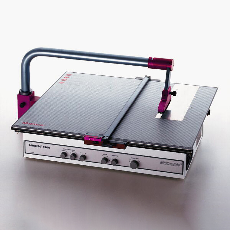 德国MUTRONIC DIADISC 5200 金属板材切割机，塑料切割机，切断锯，切削机，切割锯，复合材料切割机，玻璃切割锯，GFK (FR4)裁切机，陶瓷切割机