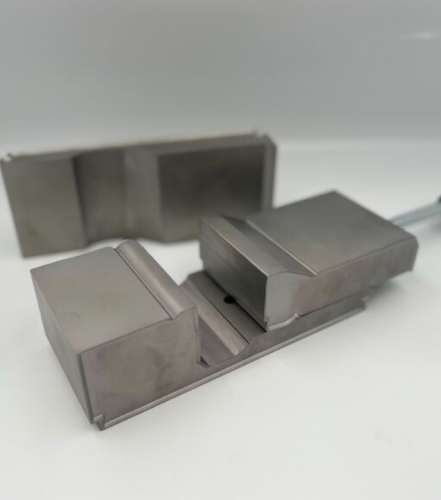 挪威NORMEC薄膜硫化机模具