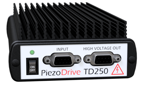 Piezodrive TD250六通道放大器，±250V电压放大器，六通道电压放大器，多通道压电驱动器，压电式驱动器，压电陶瓷驱动电源，六通道压电陶瓷驱动电源，压电放大器，六通道250V压电管驱动放大器，驱动压电管的高压放大器，250V驱动电源