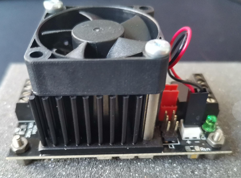 Piezodrive PDm200 微型高压放大器 Miniature High Voltage Amplifier