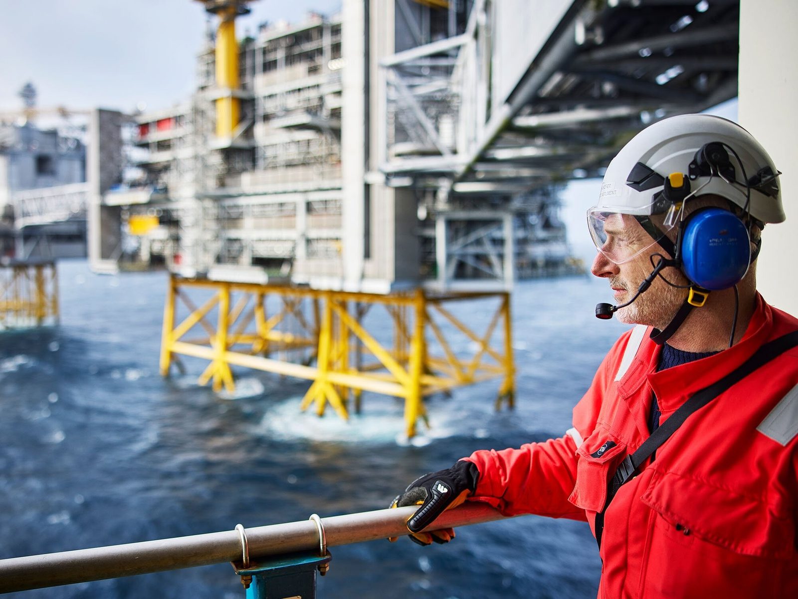 Design and Construction of Offshore Oil and Gas Production Facilities