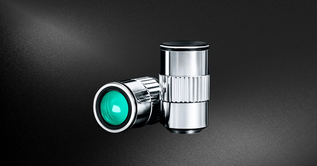 Why Conventional Microscope Objectives Break Down in Quantum Experiments