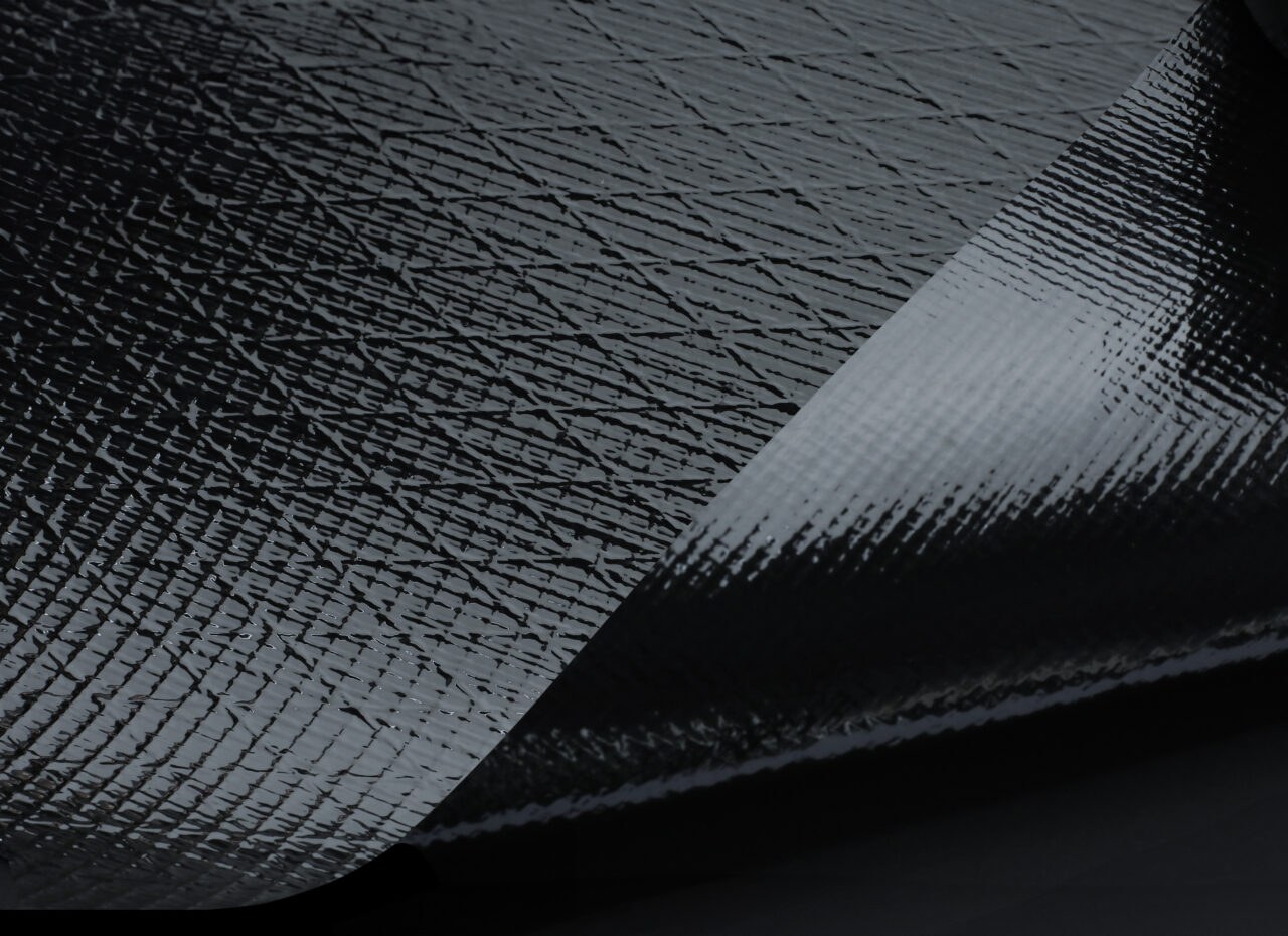 Black X-Tech line