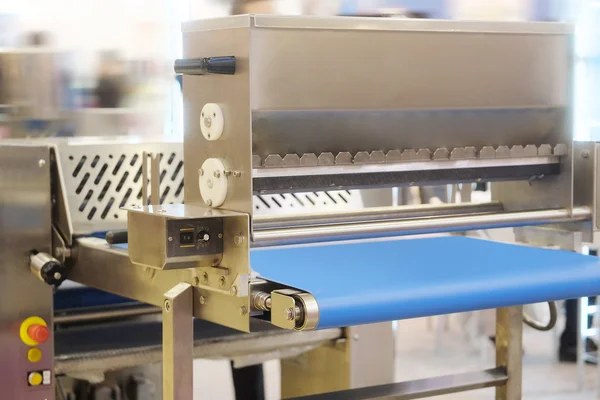 How Conveyor Systems Support the Growing Food Processing Industry