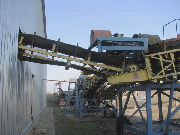 Understanding Vibratory Conveyor Systems