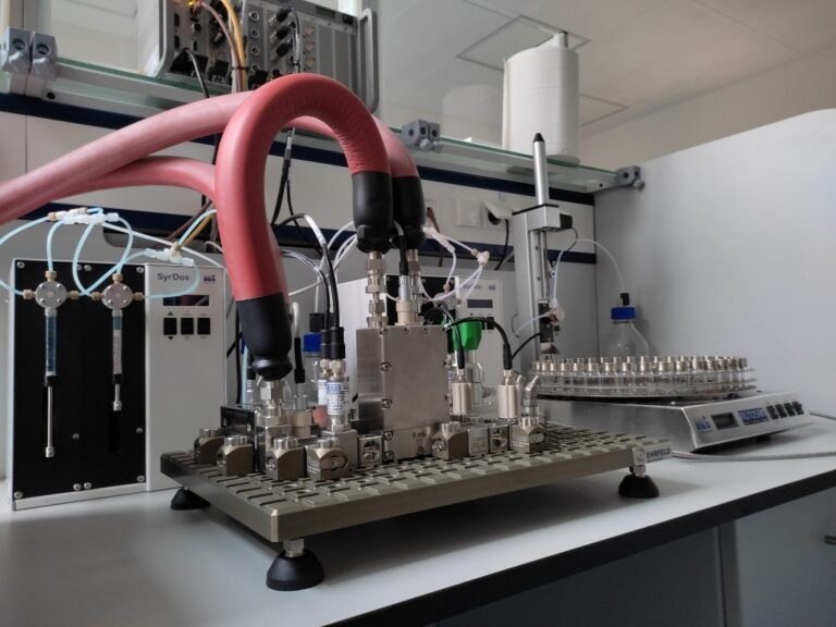 Automating microreactors