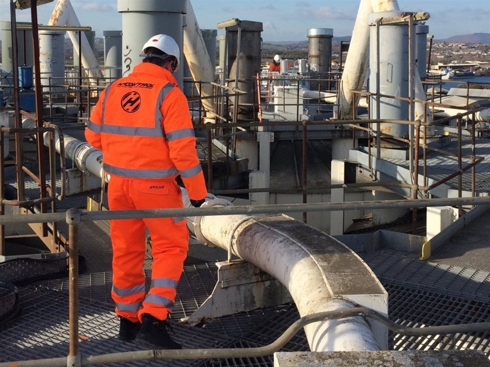 Talking Ground Level Testing with Hycontrol