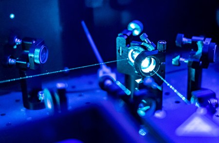 Lasers for Quantum Computing​