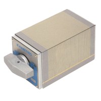 マグネット応用機器の総合メーカー、カネテック 三面吸着形永磁ミニチャック[MMW]