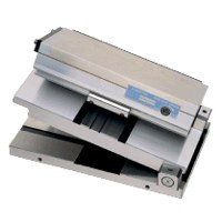 マグネット応用機器の総合メーカー、カネテック 複式永磁サインバーチャック [SBP-R･LS]