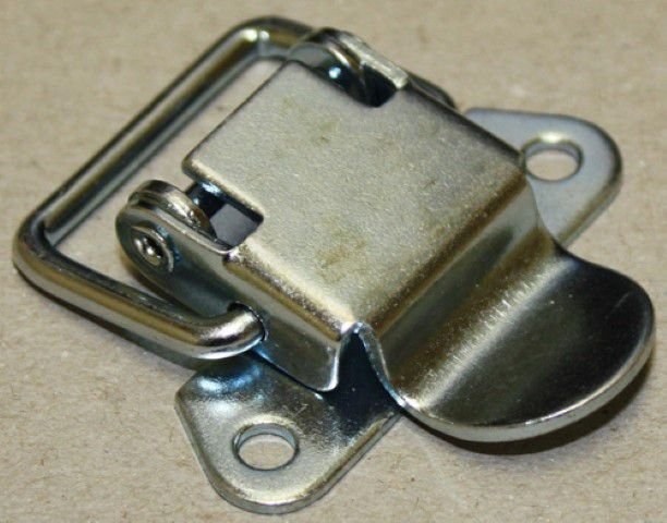 Draw latch Zinc plated Steel Wide base Small size 104 G-2