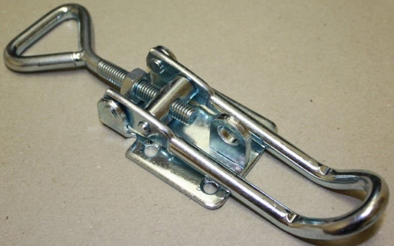 Ultra large latch Zinc plated Steel countersunk holes 123 G-3