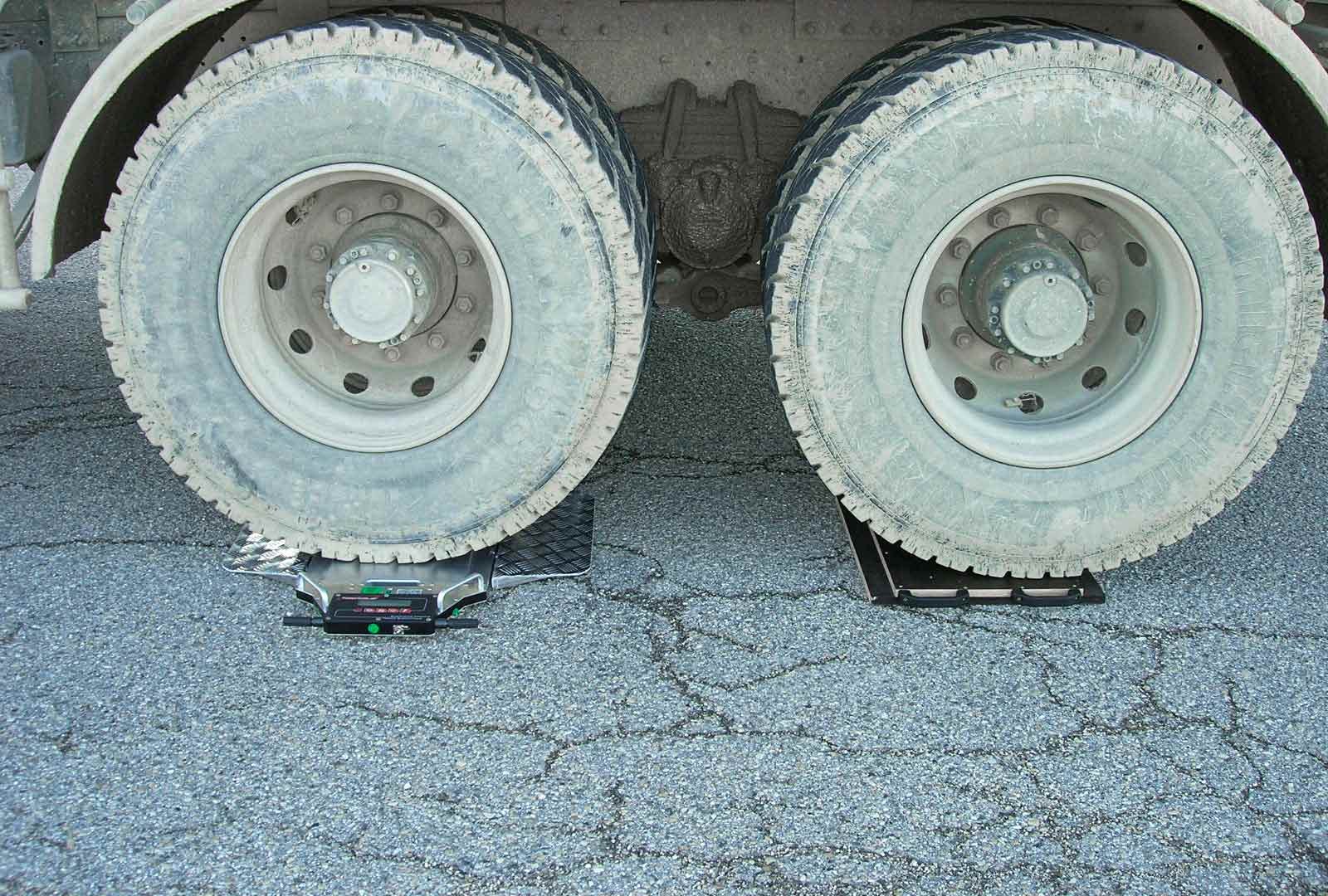 Approved mobile wheel weighing