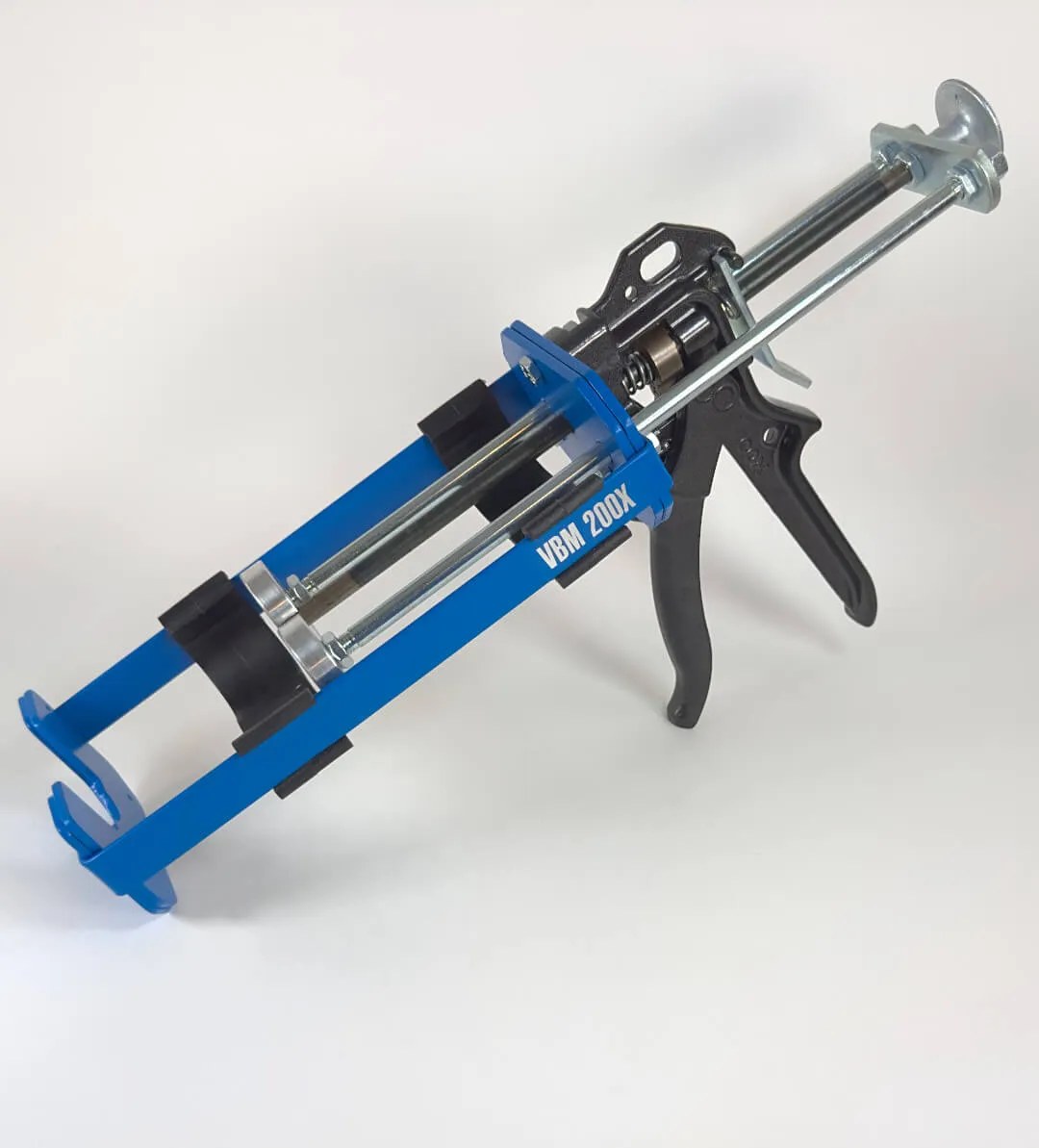 DM-400