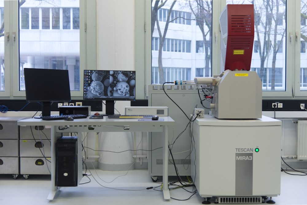 Electron Microscope Laboratory