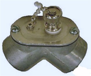 CMCP420BNC BNC Adapter