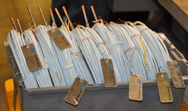 How the Food & Beverage Industry Benefits from Temperature Sensors • Temp-Pro Inc