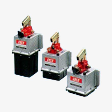 Hand Pumps (w/ tank)