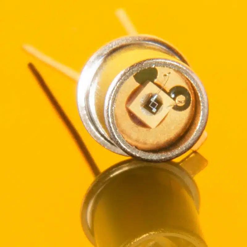 德国Sglux光电二极管SG01M-18具有0.20 mm² 探测器面积