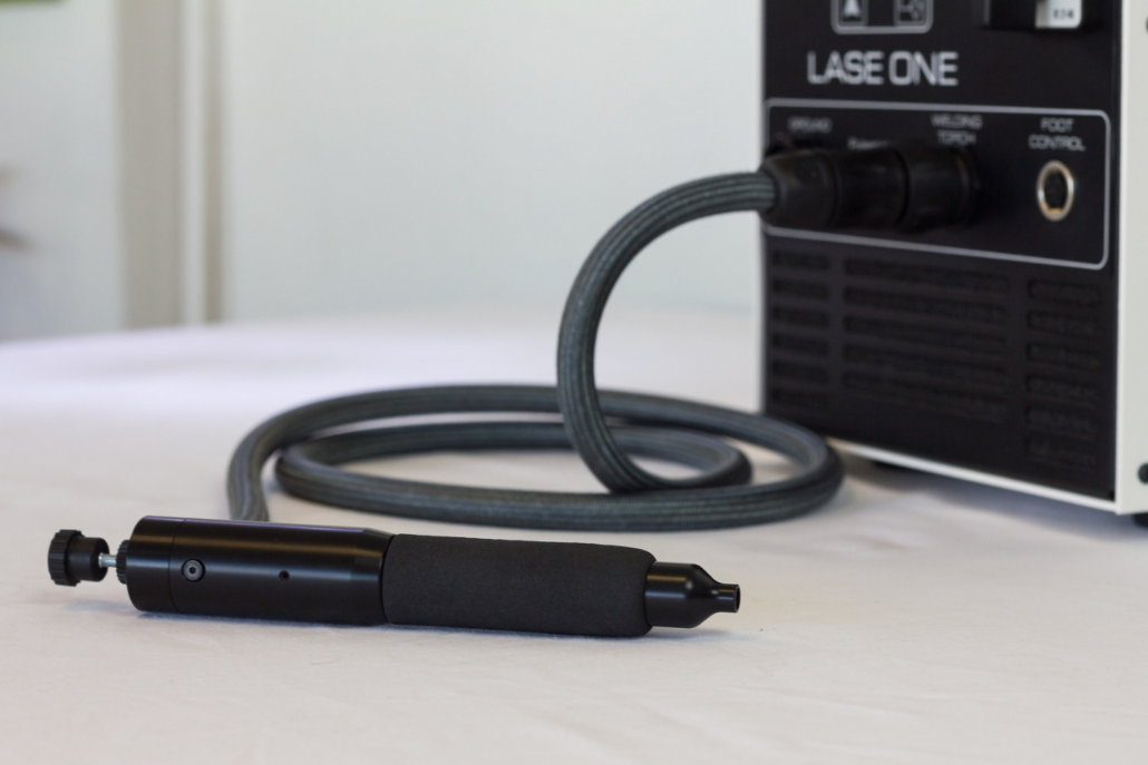 SST Microwelding LASE ONE 微型焊接机 – 模具加工 等离子弧点焊