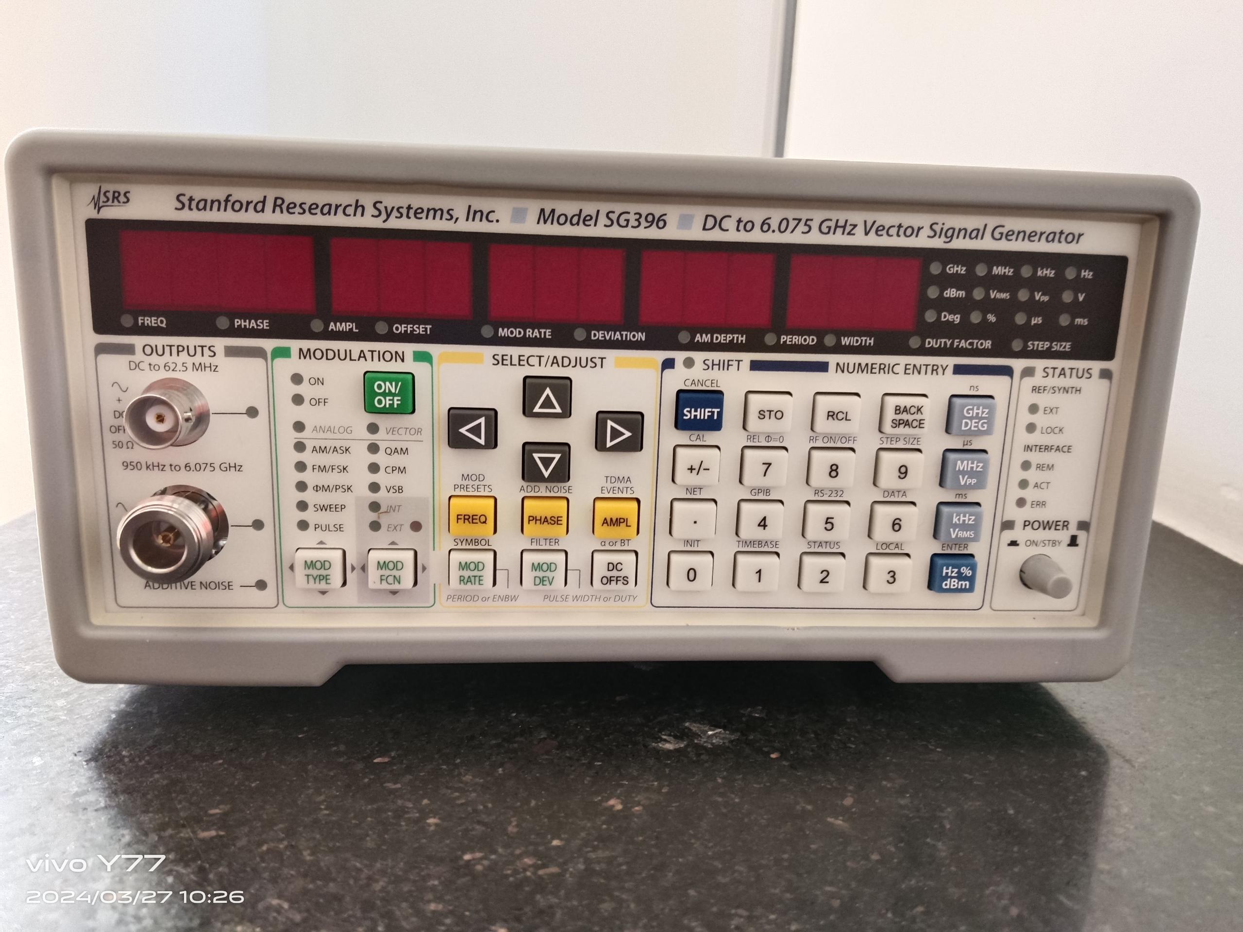 美国	Stanford Research Systems SG396矢量信号发生器,SRS SG396,SRS SG392,SRS SG394