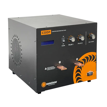 SUNSTONE点焊机CD400DP，提供高达400瓦秒的单脉冲或双脉冲操作