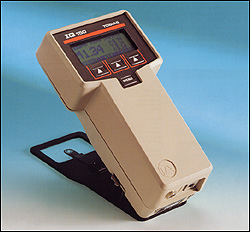 美国   Tobias Associates IQ150 密度计 同时显示所有滤光片密度 RS-232 输出端口