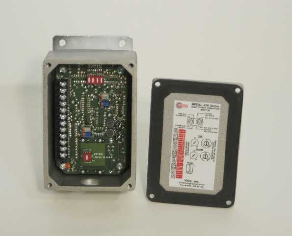 美国Vitec 438A振动开关，全功能，可选择开关的振动监测器用于危险区域