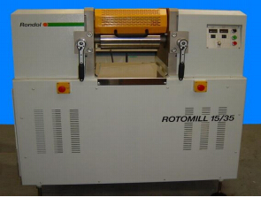 Rondol Technology Ltd.公司Rotomill Lab – Two Roll Mill Electric Heating Model: 150/300 Rotomill双辊机