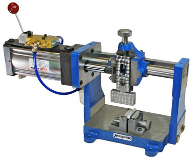 BURABLE MECCO 公司的Air-Powered Roll Marking Impact Presses气动辊压机